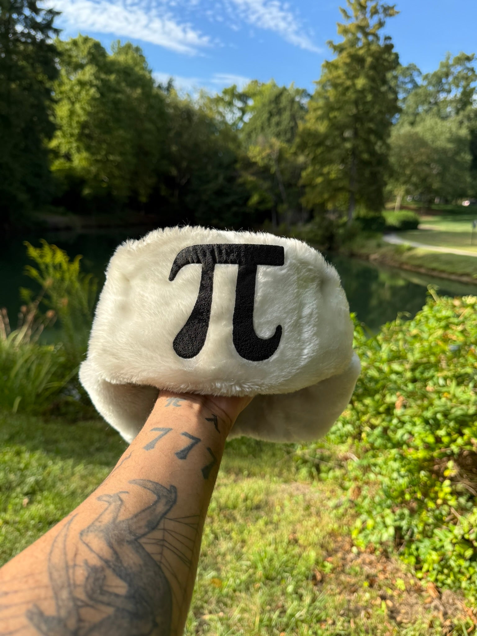 White Pie 𝝅 Ushanka